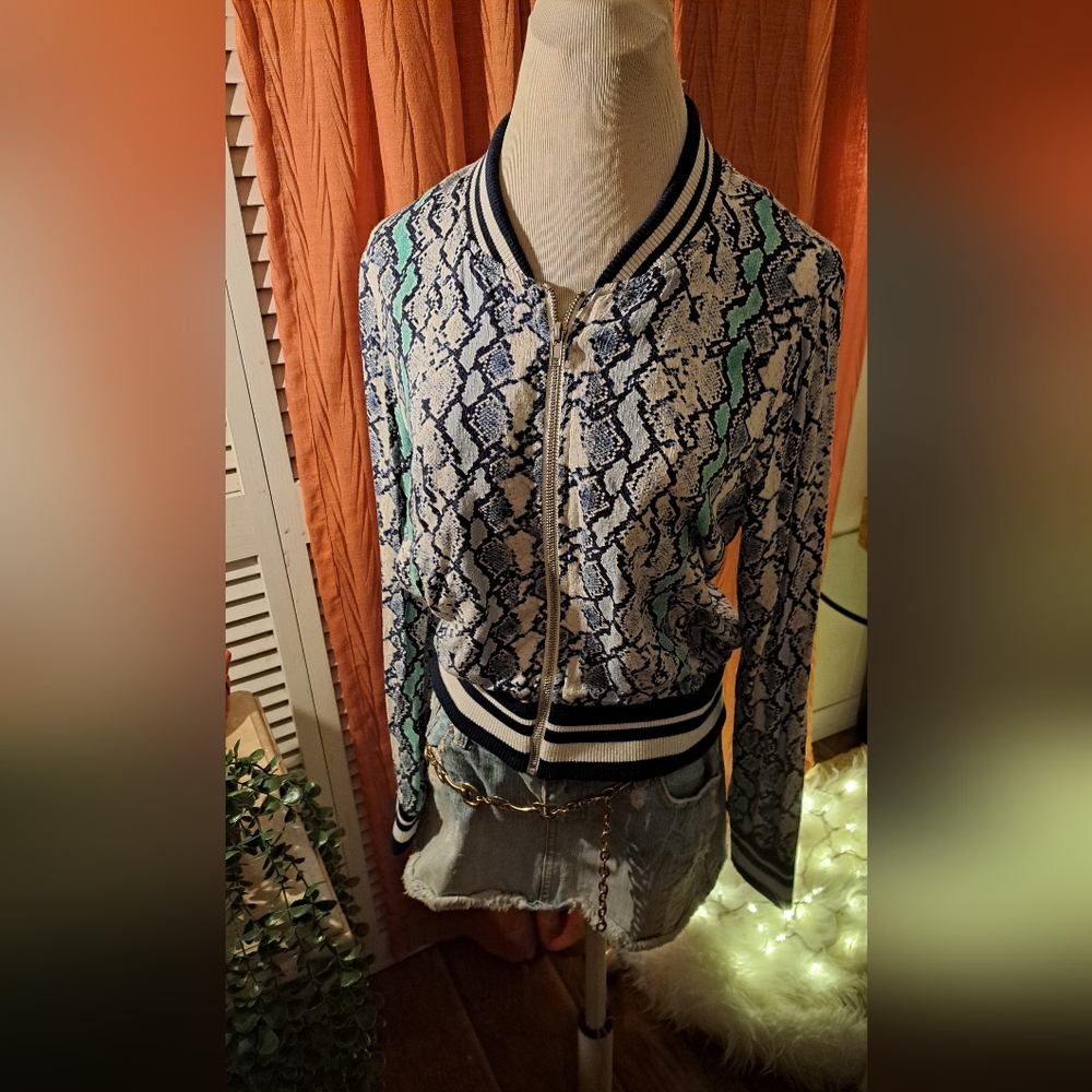 Stylish Snake Print Bomber Jacket - Picture 5 of 10